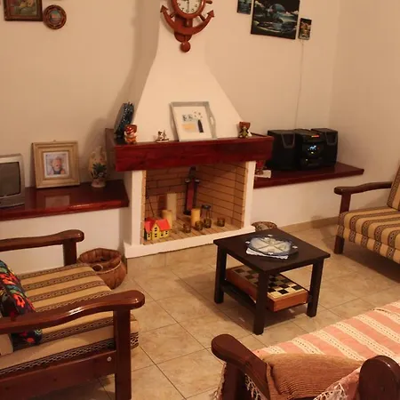 Johns House For A Greek Summer * Mesaria (Andros)